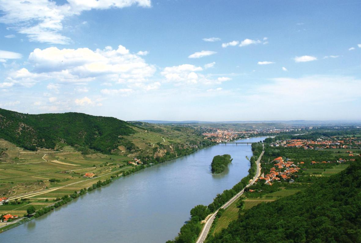Weingut Jakob'S Ruhezeit Mautern Luaran gambar